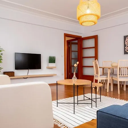 Fascinating Flat Near Popular Attractions In Sisli Appartement